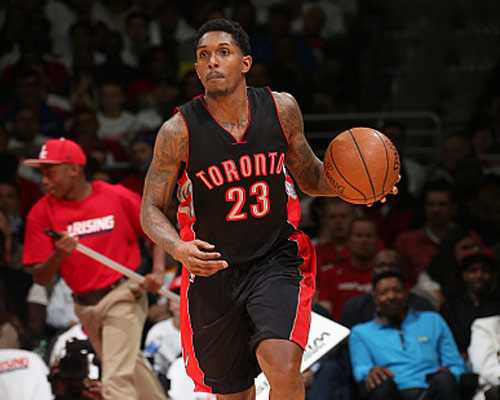 欧冠比赛战术分析：尤文图斯防守策略,（欧冠战术深析：尤文图斯的防守体系）