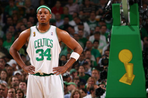 邹市明后悔也没用了！原以为娶了个高材生，没想到却把2亿家产败光（邹市明婚姻理财风波：娶学霸妻后的2亿财产争议）