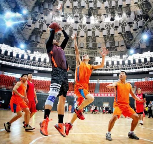 克勒舍：泽特尔属于德国最优秀的门将之一，他有望入选国家队（克勒舍：泽特尔跻身德国顶级门将行列，有望获得国家队征召）