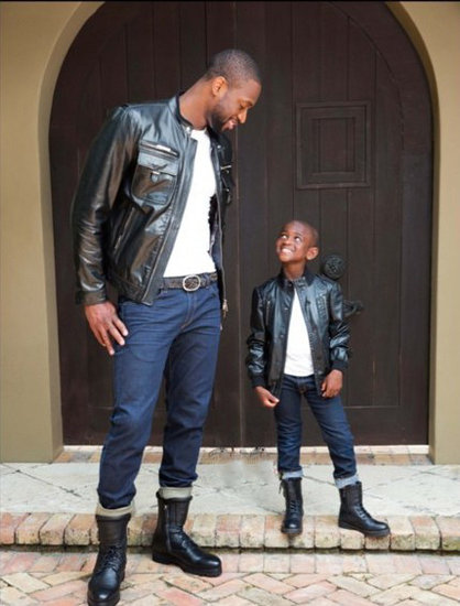 FC26美丽足球：维蒂尼亚、德容领衔，金外脚背夸雷斯马在列（FC26华丽足球：德容、维蒂尼亚领衔，外脚背大师夸雷斯马入选）