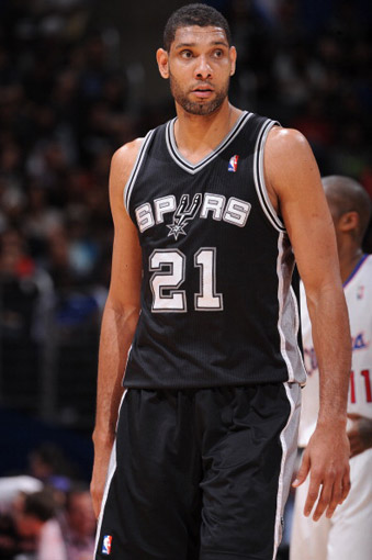 世界杯分组阿根廷好签 梅西超越克洛泽成历史射手王稳了 仅差3球（阿根廷世界杯签运上佳 梅西仅差3球有望超越克洛泽登顶历史射手王）