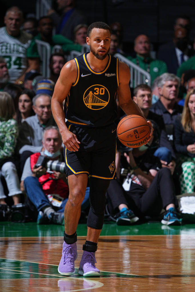 34岁奥斯卡因心脏问题宣布退役（因心脏状况，34岁奥斯卡宣布结束职业生涯）